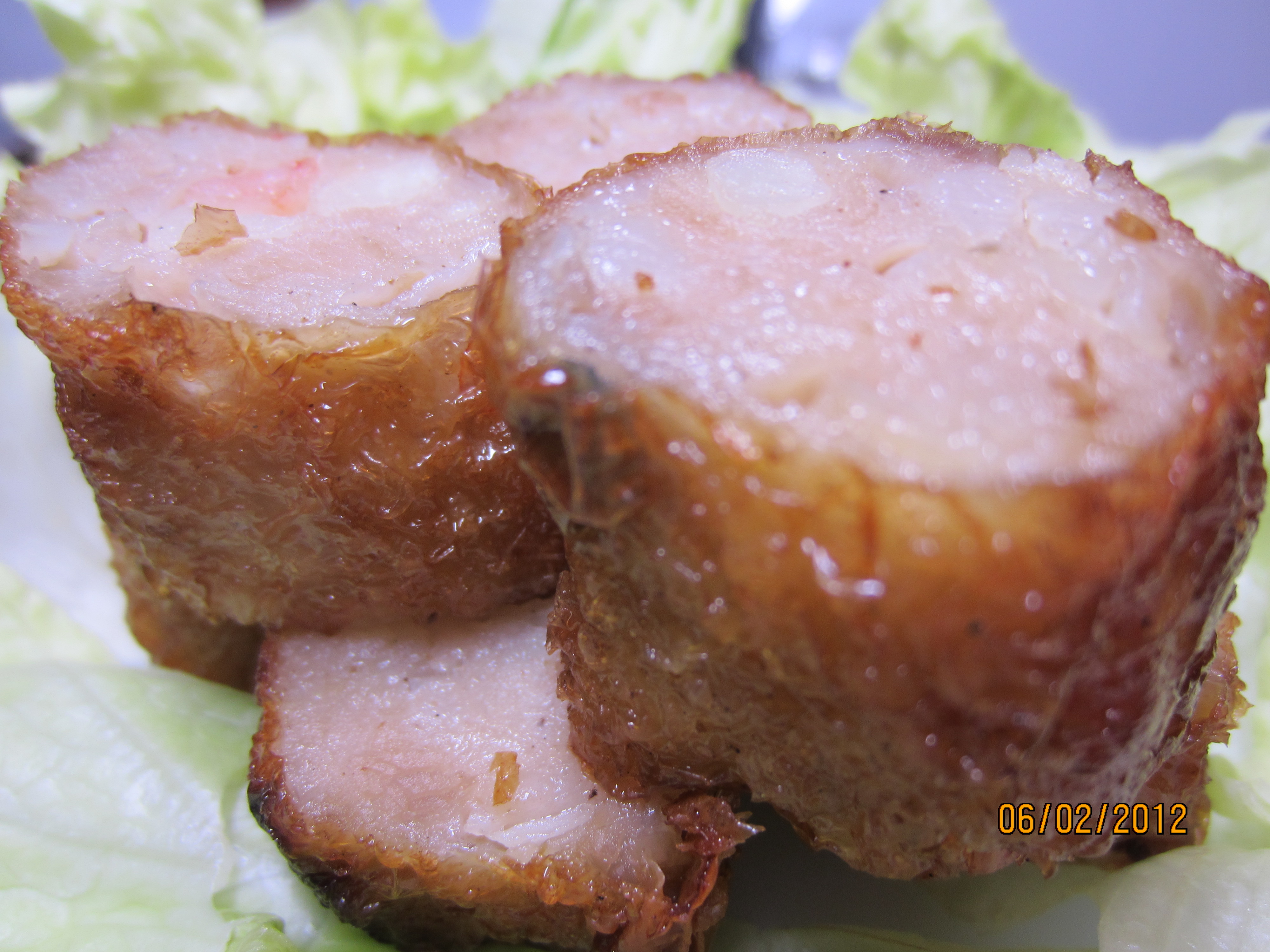 Yam and pork fritter